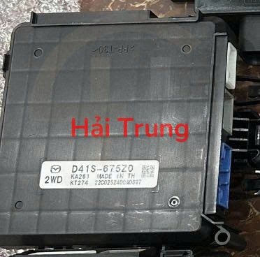Hộp điều khiển thân xe phía sau Mazda 3, CX-30 Tháo Xe D41S-675Z0