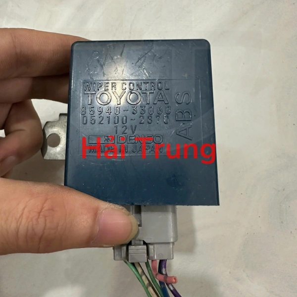 8594033060 Bộ điều khiển cần gạt nước kính chắn gió Toyota Camry Tháo Xe