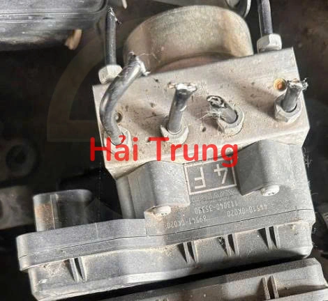 445100K020 Cụm điều khiển ABS Toyota Hilux Tháo Xe