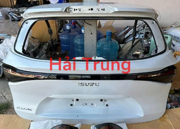 Nắp cốp sau, cửa hậu Isuzu Mu-X 2025 2026 Tháo Xe Zin