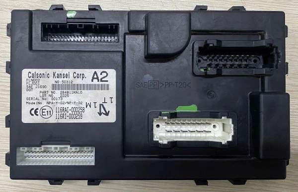 Hộp điều khiển thân xe BCM Nissan Juke Tháo Xe 284B11KA1D