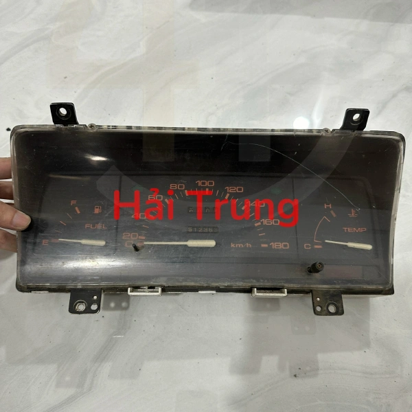 Đồng hồ táp lô Mazda B2000 B2200 B2600 1986-1993 Tháo Xe