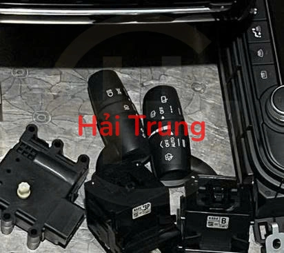 Công tắc pha cos, công tắc gạt mưa Mazda 6 2019 Tháo Xe