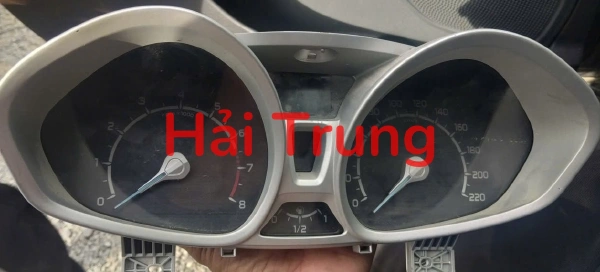 Đồng hồ táp lô Ford Ecosport Tháo Xe
