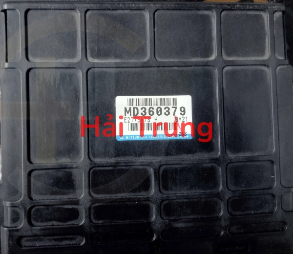 Hộp điều khiển động cơ Hộp đen ECU Mitsubishi Wagon Tháo Xe MD360379