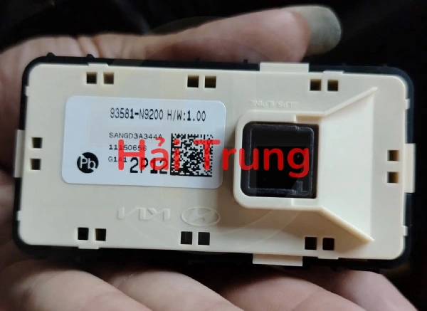 Công tắc kính đơn Hyundai Tucson 2022-2025 Tháo Xe 93581-N9200