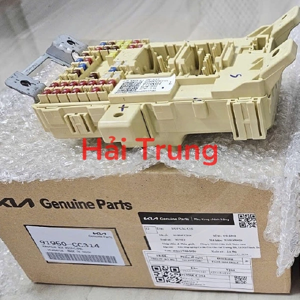 Hộp cầu trì trong xe Kia Sonet 2021-2026 91950CC314
