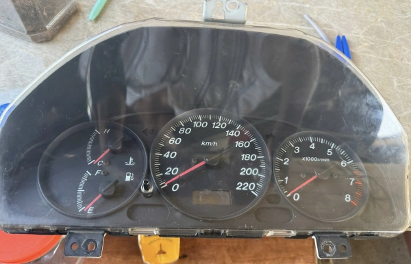 Đồng hồ táp lô Mazda Premacy 2003 Tháo Xe
