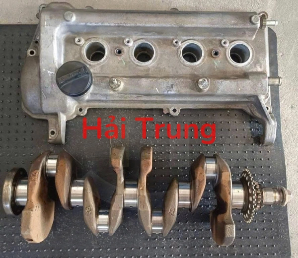 Nắp dàn cò, trục cam Toyota Vios 2014-2020 Tháo Xe