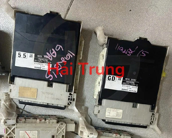 8922133760 Hộp điều khiển thân xe Toyota Camry 2016 Tháo xe