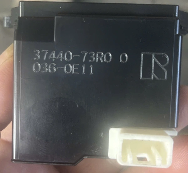 Cảm biến góc lái Suzuki XL7 Tháo Xe 37440-73R00