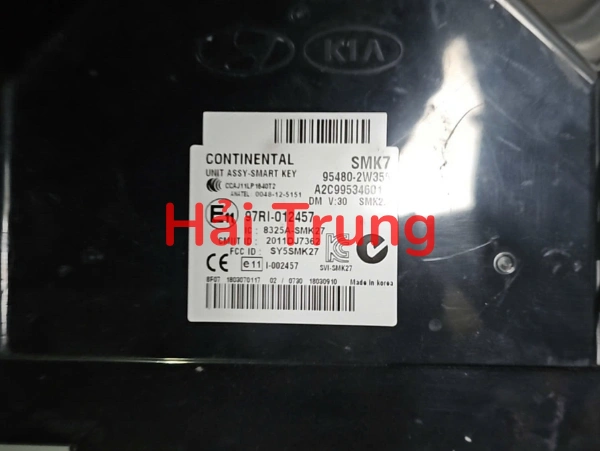 Hộp chìa khóa thông minh Smart Key Hyundai Santafe 2016-2018 Tháo Xe 954802W350