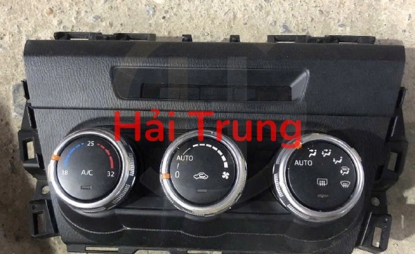 Bảng điều khiển công tắc điều hòa Mazda 3 Tháo Xe