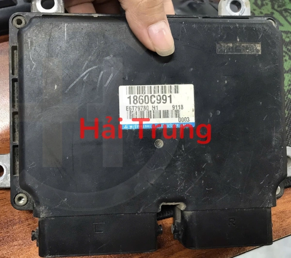 Hộp đen Ecu Mitsubishi Pajero Tháo Xe 1860C991