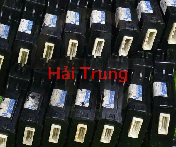 886500D200 Hộp điều khiển điều hòa Toyota Vios 2008-2013 Tháo Xe