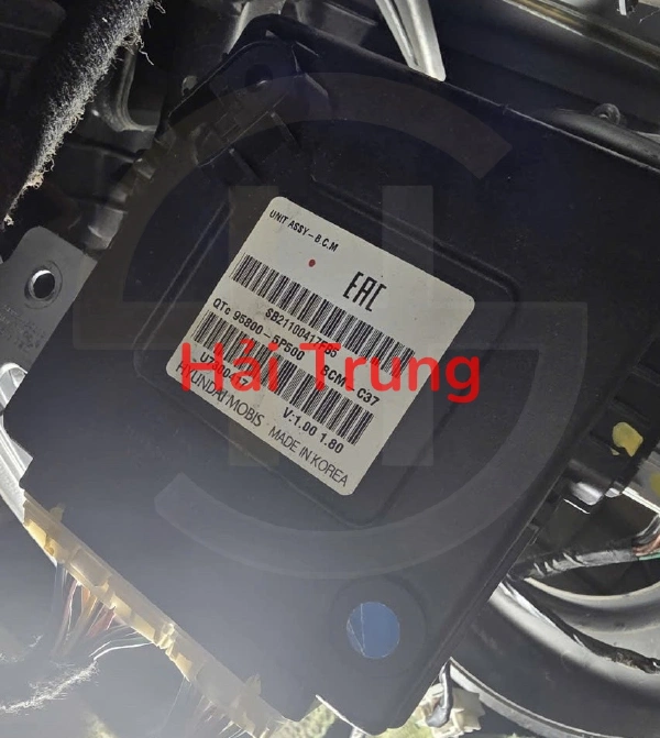 Hộp điều khiển thân xe BCM Hyundai EX8 Tháo Xe 958005P500