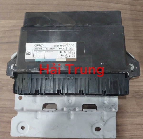 Hộp nhận tín hiệu chìa khóa Ford Fiesta Tháo Xe D6BT-19G481-AAC