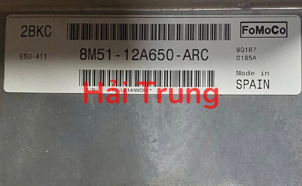 Hộp điều khiển động cơ ECU Ford Focus 8M5112A650ARC