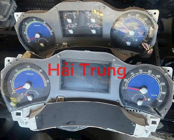 Đồng hồ táp lô Hyundai Univer Tháo Xe