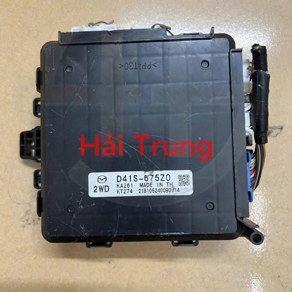 D41S675Z0 Hộp BCM sau Mazda CX30 Tháo Xe