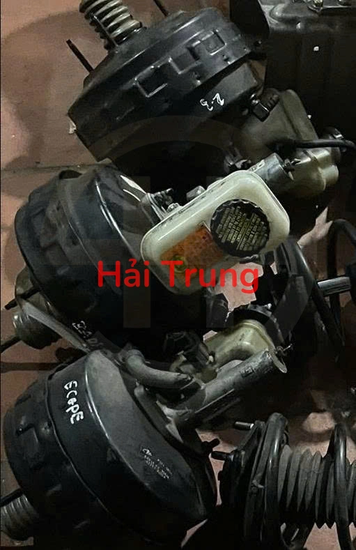 Bầu trợ lực phanh Ford Escape 2009-2013 Tháo Xe