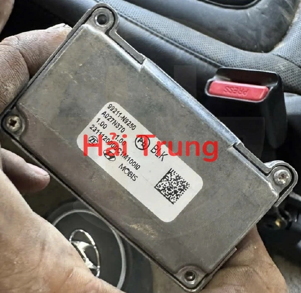 Hộp camera trước Hyundai Tucson 2022-2026 Tháo Xe 99211N9250