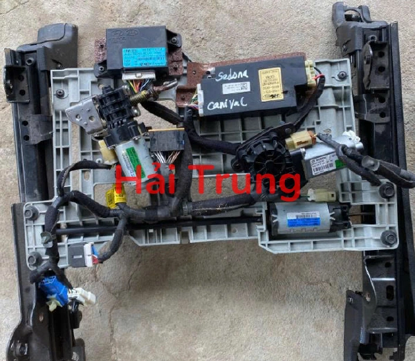 Bộ xương ghế liền hộp, mô tơ Kia Carnival 2021-2025