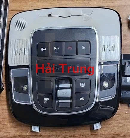 Bảng công tắc cửa sổ trời Hyundai Tucson 2022-2025 Tháo Xe