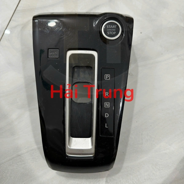 Bảng điều khiển cần số Nissan Almera Tháo Xe