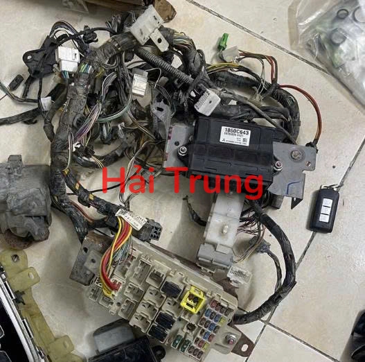 Bộ dây điện Mitsubishi Attrage Tháo Xe