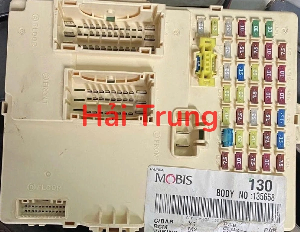Hộp cầu trì trong xe Hyundai Sonatra Tháo Xe 919503S013