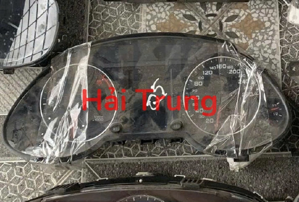 Đồng hồ táp lô Audi Q5 Tháo Xe