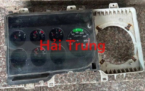 Đồng hồ Hyundai HD120, HD320 Tháo Xe