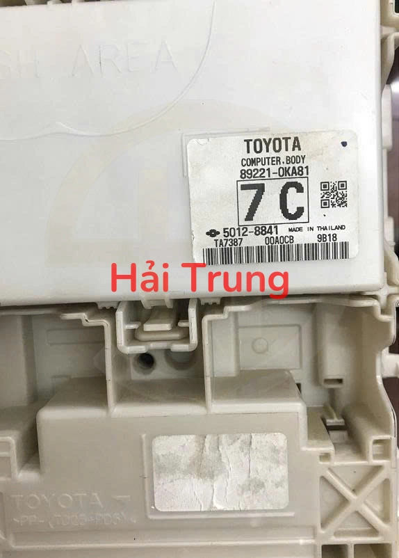 Hộp điều khiển thân xe Body Toyota Hilux Tháo Xe 89221-0KA81 892210KA81