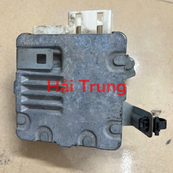 Hộp điều khiển cọc lái Vios 2010 Tháo Xe