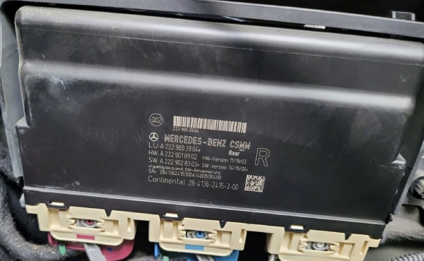 Hộp điều khiển ghế sau phụ Mercedes S500 W222 Tháo Xe A2229003904