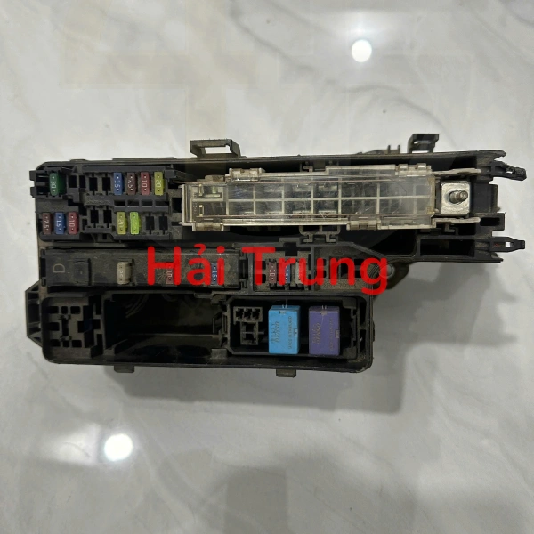 Hộp cầu trì Toyota Hilux 2008-2012 Tháo Xe