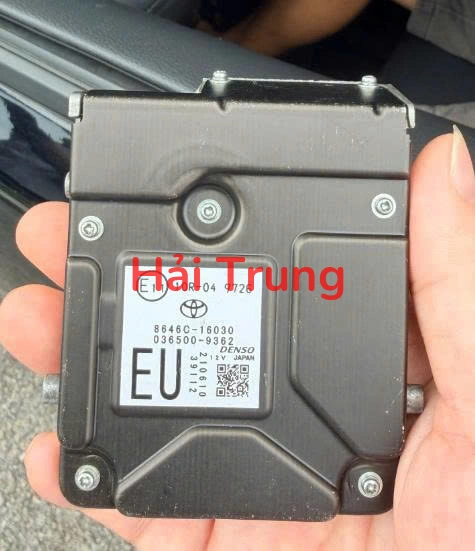 Hộp camera trước toàn cảnh Toyota Corolla Cross 8646C16030