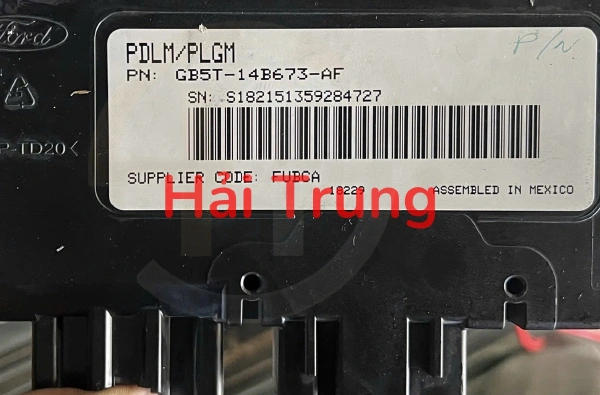Hộp điều khiển cửa hậu / cốp sau Ford Explorer Tháo Xe GB5T-14B673-AF