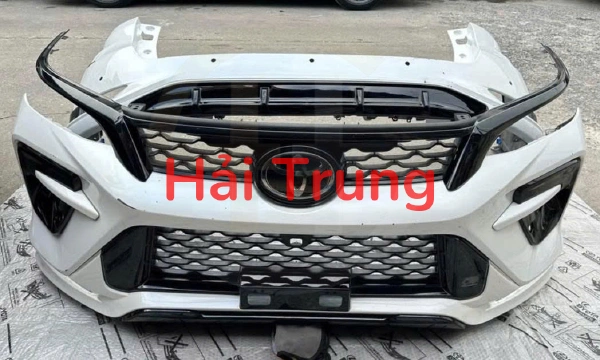 Cản trước liền cụm Toyota Fortuner Legender 2021-2025 Tháo Xe