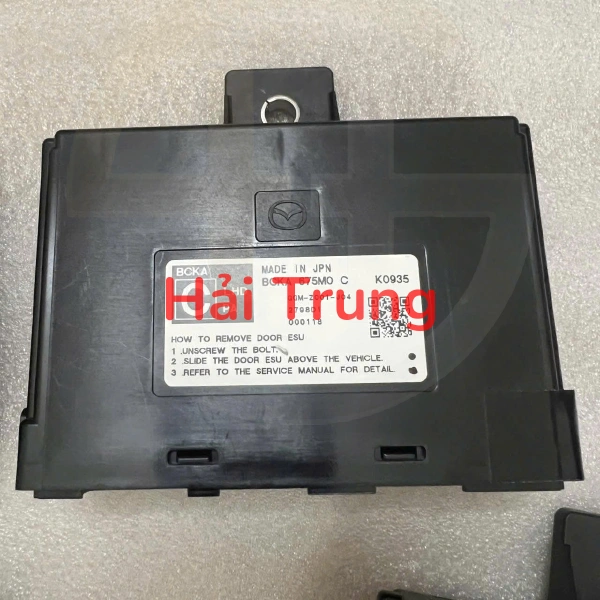 BCKA675MOC Hộp điều khiển cửa phụ Mazda 3 2019-2026 Tháo Xe