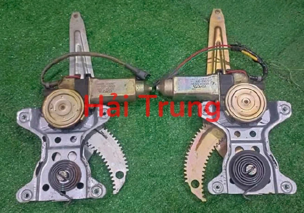Compa lên xuống kính cửa Toyota Corolla 1992-2000 Tháo Xe