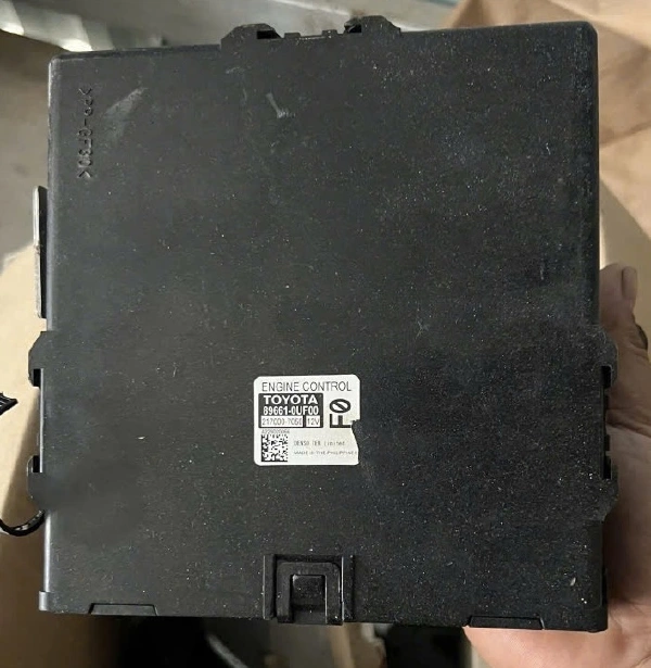 Hộp điều khiển động cơ Toyota Vios Tháo Xe 89661-0UF00