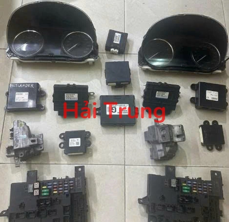 Tháo Xe Full bộ điện, hộp điện đầy đủ Mitsubishi Outlander 2017 2018 2019 2020