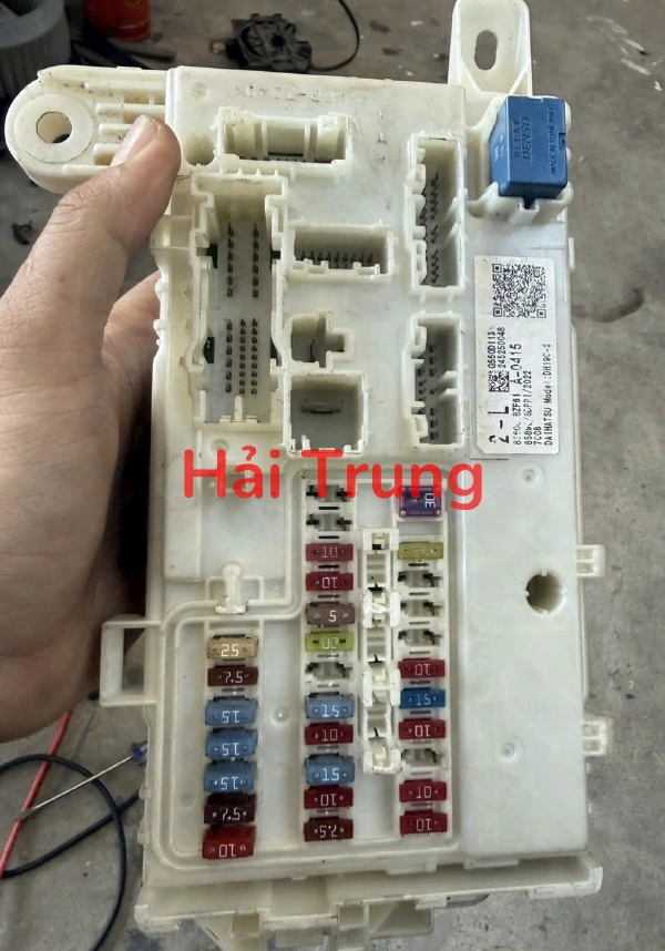 Hộp cầu trì trong xe Toyota Raize 2021-2026 Tháo xe 82600BZF61 82600-BZF61
