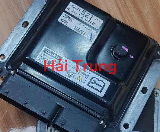 Hộp điều khiển động cơ Hộp đen Ecu Isuzu Tải QKR Tháo Xe 898275-8850 8982758850