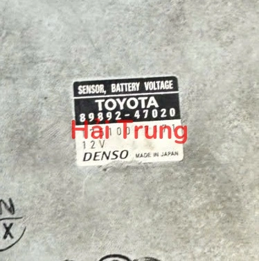 Hộp điều khiển điện áp pin hybrid Toyota Prius Tháo Xe 89892-47020