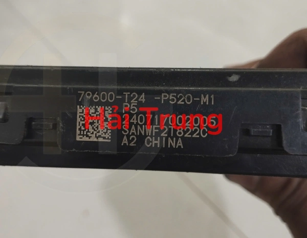 Cổng USB Honda Civic 2025 Tháo Xe 78600-T24-P520-M1
