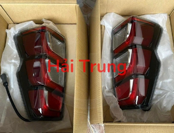 Đèn hậu Isuzu Dmax 2022 2023 2024 2025