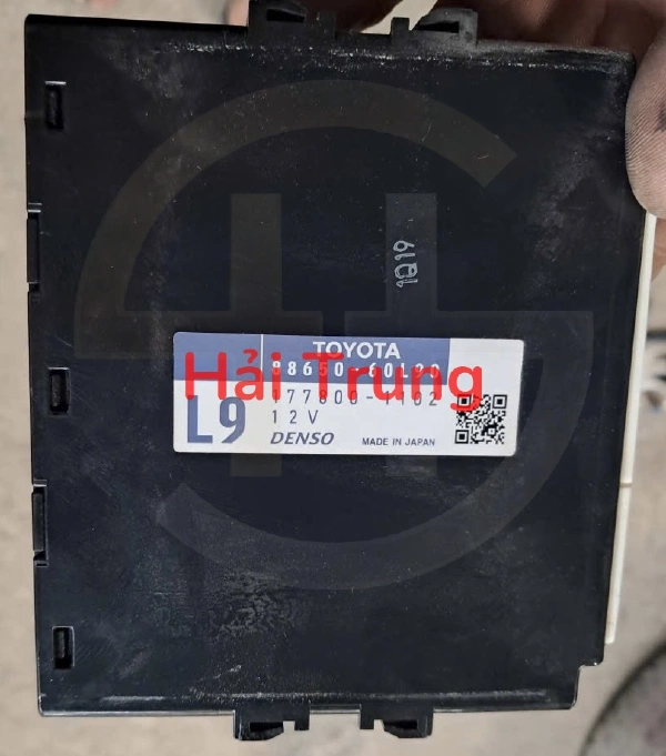 Hộp điều khiển điều hòa Toyota Land Cruiser Prado Tháo Xe 88650-60L90